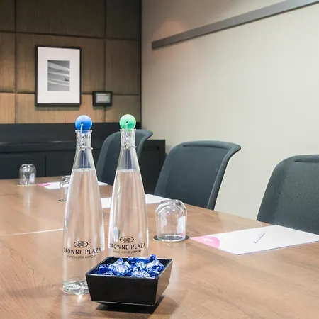 Crowne Plaza Manchester Airport By Ihg-2